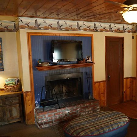 Hillcrest Suites & Cabins Big Bear Lake Bagian luar foto