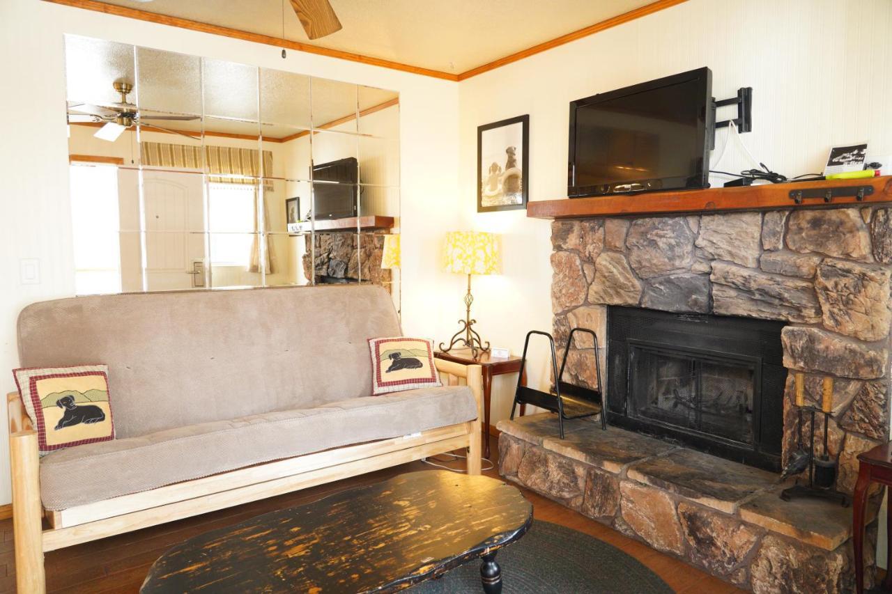 Hillcrest Suites & Cabins Big Bear Lake Bagian luar foto