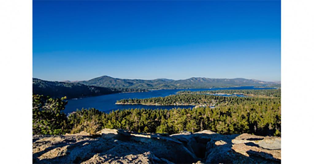 Hillcrest Suites & Cabins Big Bear Lake Bagian luar foto