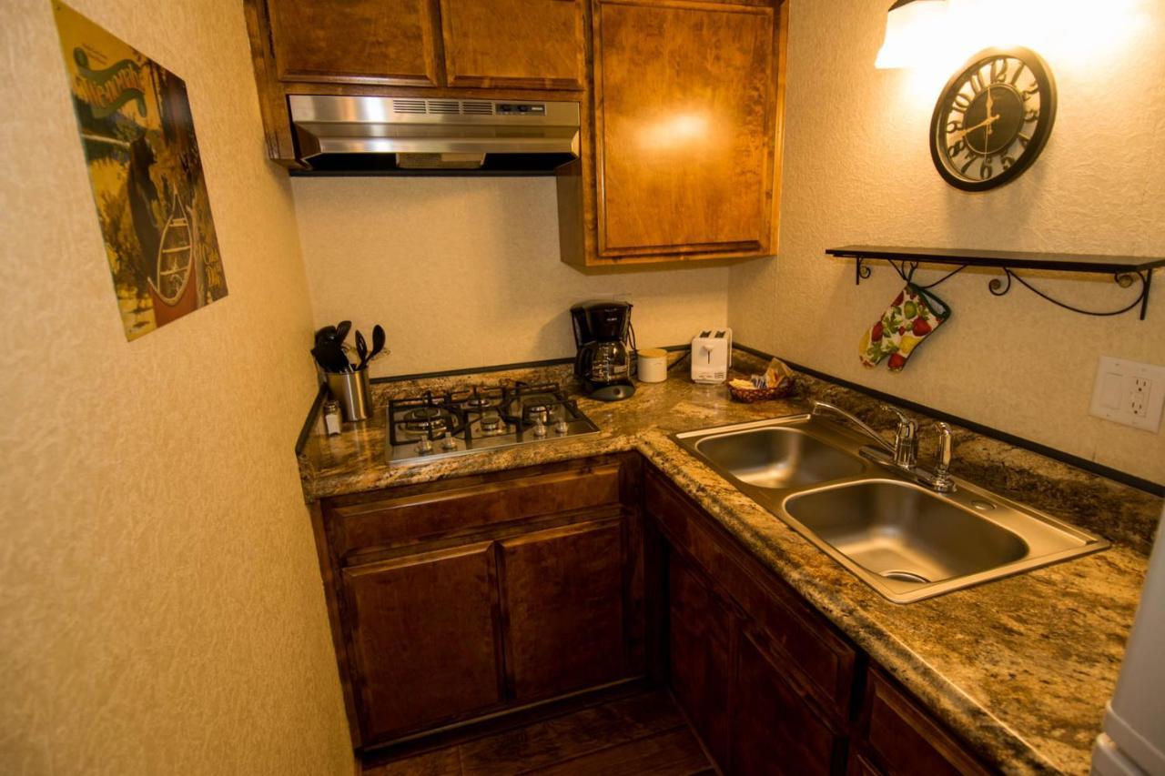 Hillcrest Suites & Cabins Big Bear Lake Bagian luar foto