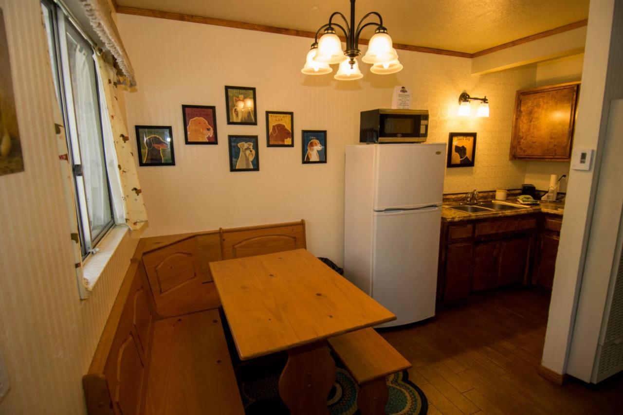 Hillcrest Suites & Cabins Big Bear Lake Bagian luar foto